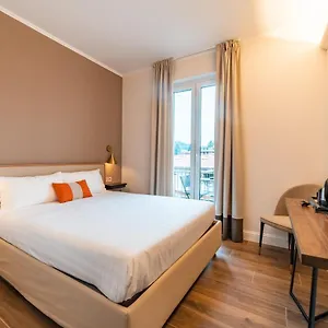 Del Conte Hotel Laveno-Mombello